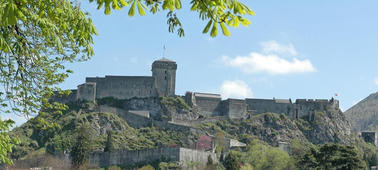 Hôtel Croix des Bretons - Lourdes Pyrénées Esterno foto