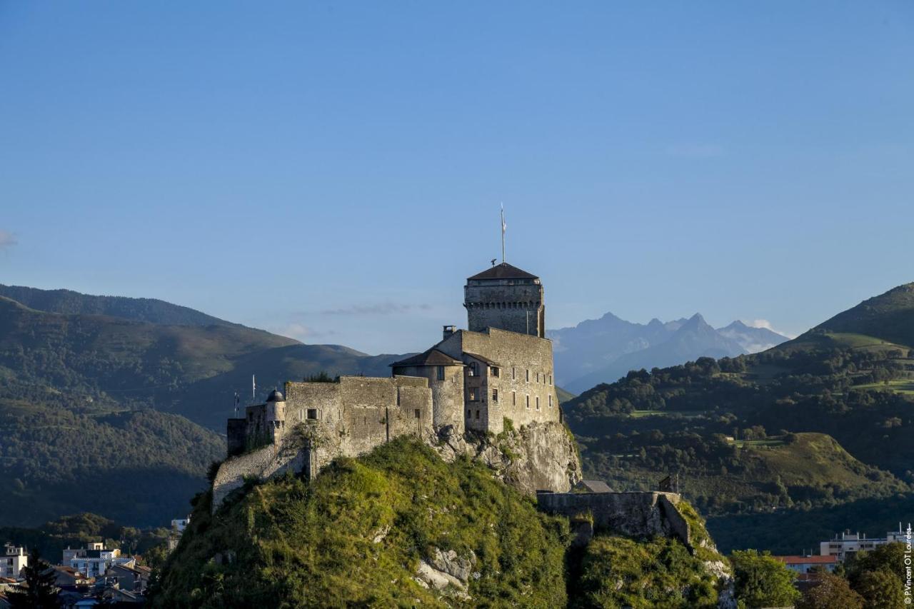Hôtel Croix des Bretons - Lourdes Pyrénées Esterno foto