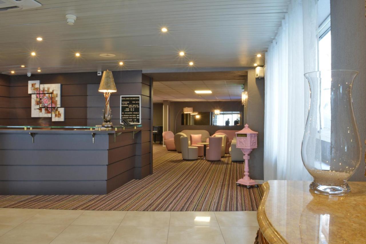 Hôtel Croix des Bretons - Lourdes Pyrénées Esterno foto