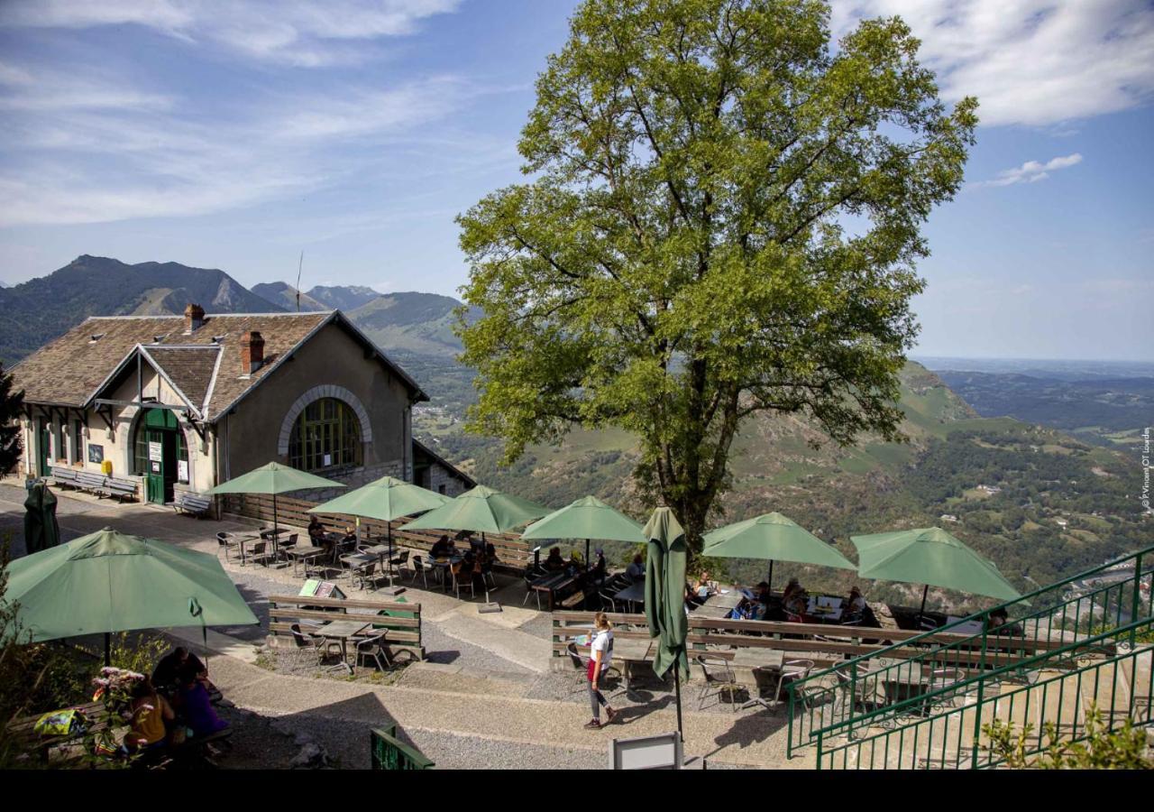 Hôtel Croix des Bretons - Lourdes Pyrénées Esterno foto