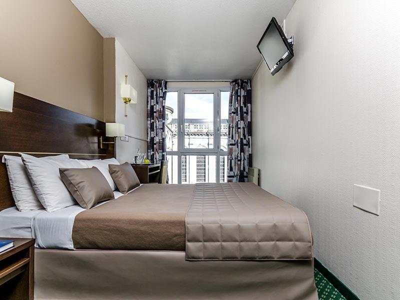 Hôtel Croix des Bretons - Lourdes Pyrénées Esterno foto