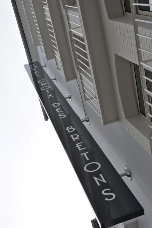 Hôtel Croix des Bretons - Lourdes Pyrénées Esterno foto
